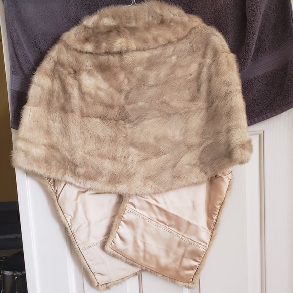 Vintage Mink Stole - Picture 4 of 6